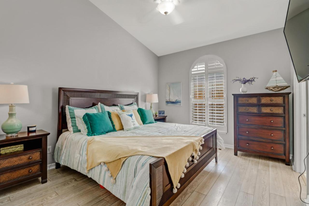 Cozy Beach House - 5 Minutes From Vanderbilt Beach North North Naples 외부 사진