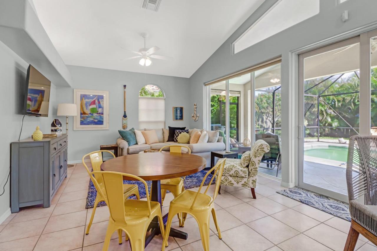 Cozy Beach House - 5 Minutes From Vanderbilt Beach North North Naples 외부 사진