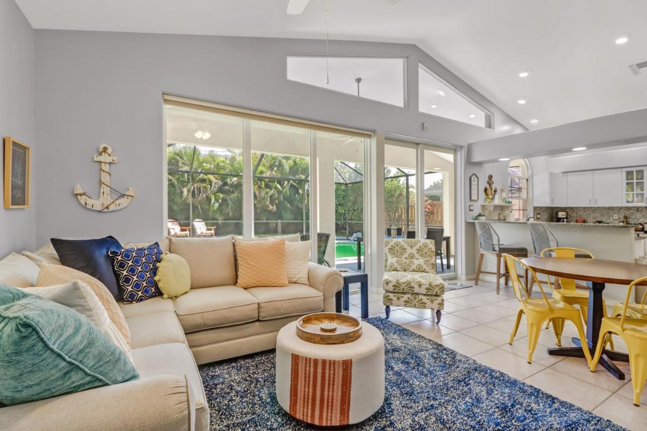 Cozy Beach House - 5 Minutes From Vanderbilt Beach North North Naples 외부 사진